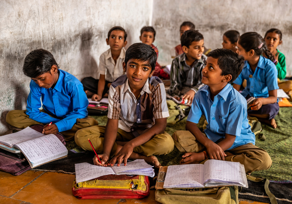 ಶೈಕ್ಷಣಿಕ ನೆರವು ಕಾರ್ಯಕ್ರಮಗಳು